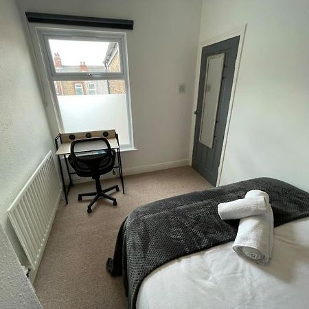 Lovely Seaside House In Cleethorpes - Sleeps 6 Kültér fotó